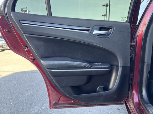 Used 2021 Chrysler 300 S image 20