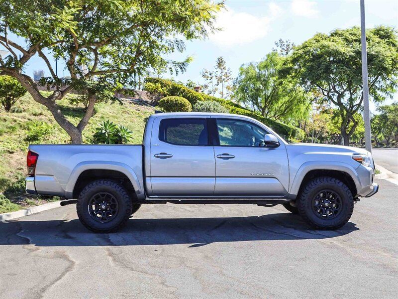 Used 2021 Toyota Tacoma SR5 RWD image 6