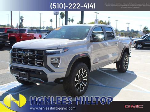 New 2026 GMC Canyon AT4 w/ AT4 Premium Package image 3