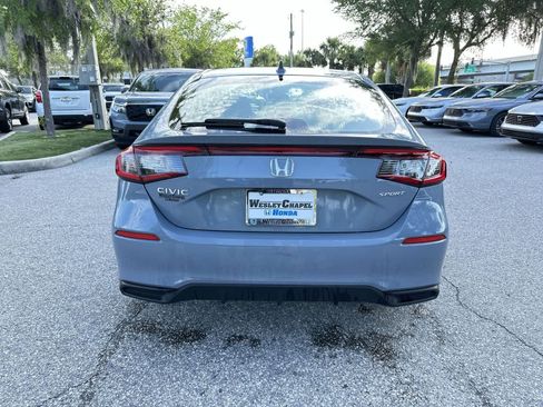 Used 2024 Honda Civic Sport image 5