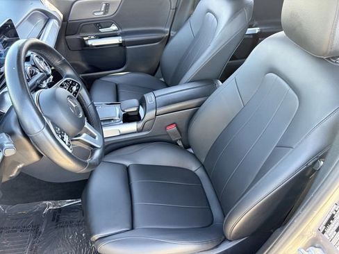 Used 2021 Mercedes-Benz GLB 250 image 6