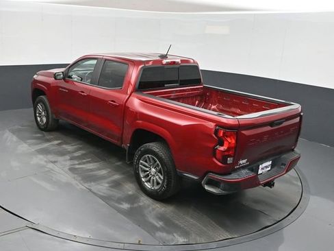 Used 2024 Chevrolet Colorado LT w/ LT Convenience Package II image 34