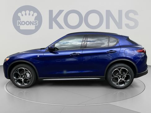 Used 2023 Alfa Romeo Stelvio Ti w/ Active Assist Plus Package AWD/4WD image 2