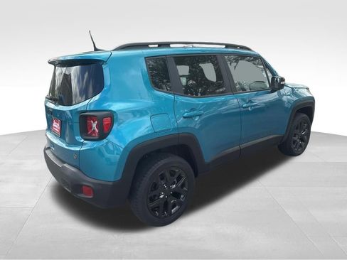 Used 2022 Jeep Renegade Altitude w/ Sun/Sound Group image 30