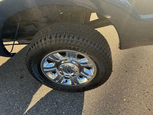 Used 2015 Ford F250 Lariat w/ Chrome Package image 15