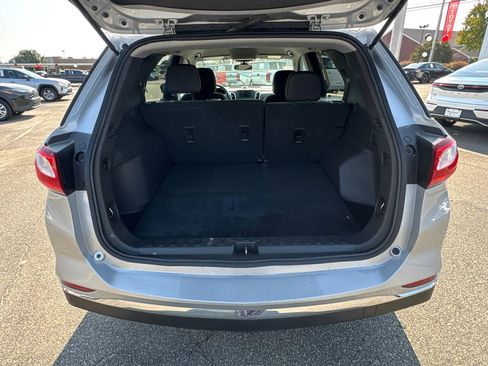 Used 2021 Chevrolet Equinox LT AWD/4WD image 18