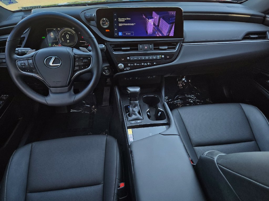 Used 2025 Lexus ES 300h w/ Premium Package FWD image 15