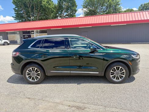 Used 2021 Lincoln Nautilus Reserve FWD image 18