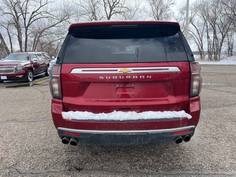 Used 2022 Chevrolet Suburban High Country image 7