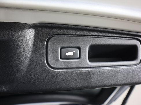 Used 2024 Honda Passport Black Edition image 23