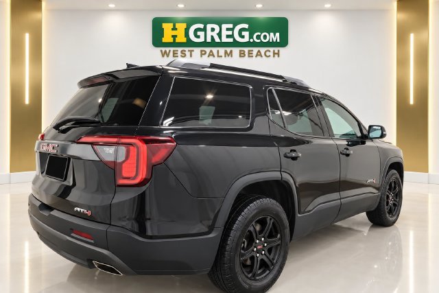 Used 2023 GMC Acadia AT4 w/ Technology Package AWD/4WD image 6