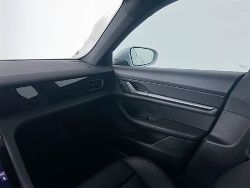 New 2025 Porsche Taycan image 25