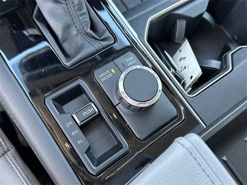 Used 2023 Toyota Tundra Limited image 22