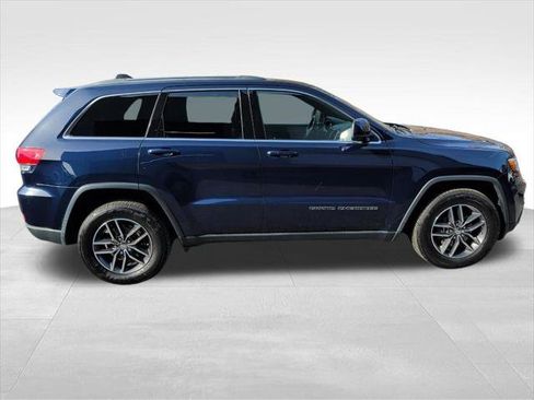 Certified 2018 Jeep Grand Cherokee Laredo AWD/4WD image 7