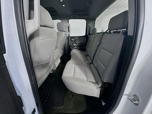 Used 2017 Chevrolet Silverado 1500 Custom w/ Custom Convenience Package AWD/4WD image 36