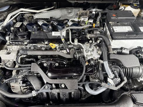 Certified 2023 Toyota Corolla Cross LE image 51