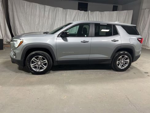 Used 2025 GMC Terrain Elevation image 4
