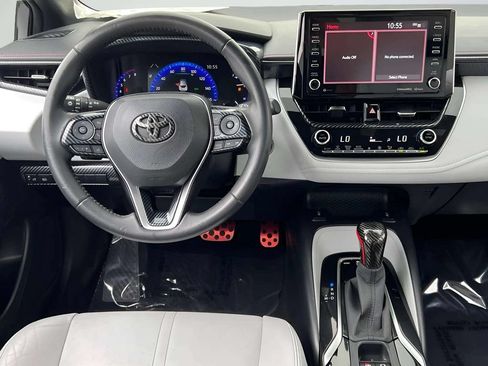 Used 2021 Toyota Corolla XSE FWD image 9
