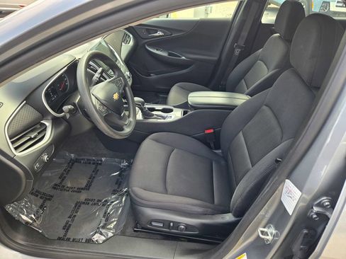 Used 2024 Chevrolet Malibu LT FWD image 27