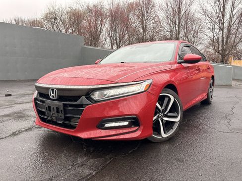 Used 2018 Honda Accord Sport image 1