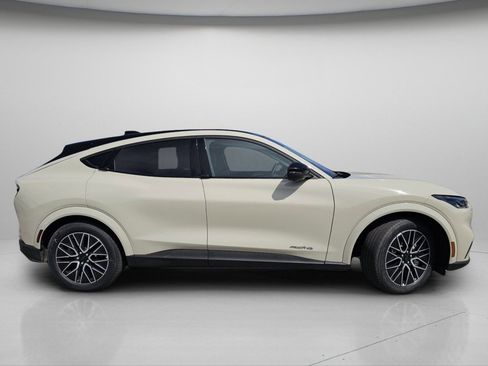New 2026 Ford Mustang Mach-E Premium AWD/4WD image 22