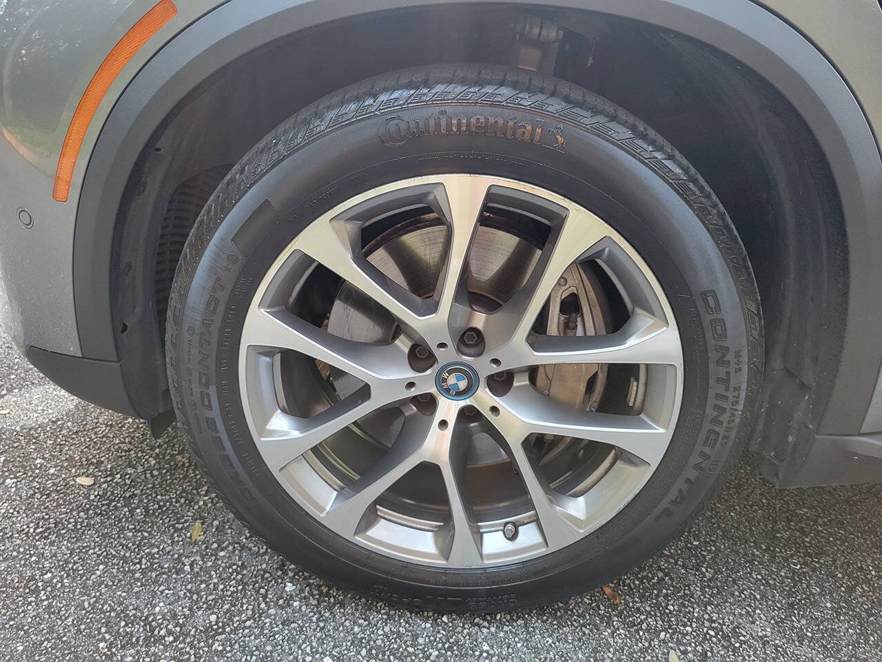 Used 2025 BMW X5 xDrive50e AWD/4WD image 19