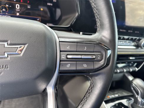 Used 2023 Chevrolet Colorado ZR2 w/ ZR2 Convenience Package III AWD/4WD image 22