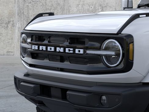 New 2026 Ford Bronco Outer Banks AWD/4WD image 19