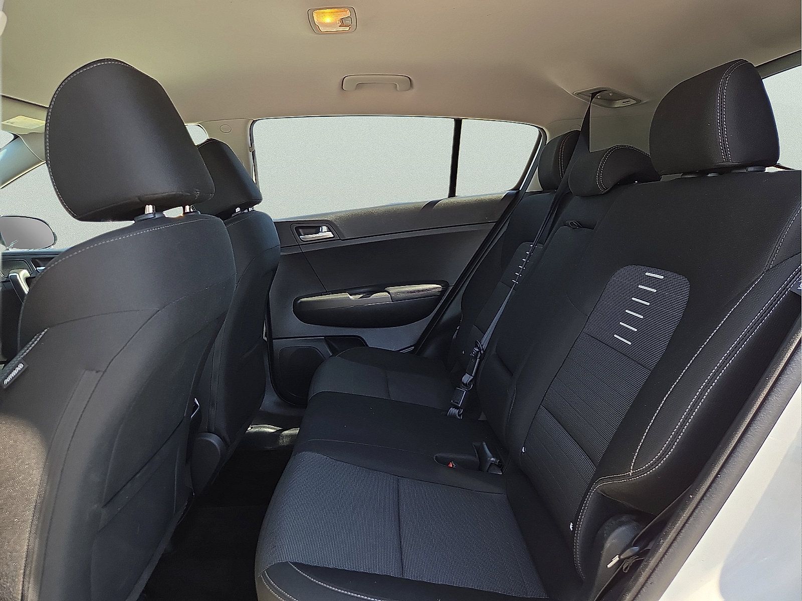 Used 2020 Kia Sportage LX w/ LX Popular Package AWD/4WD image 10