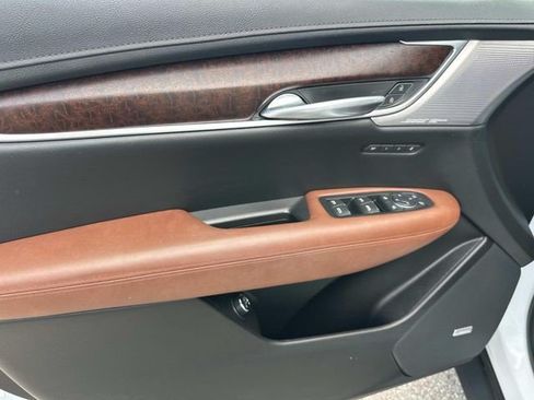 Certified 2023 Cadillac XT5 Premium Luxury AWD/4WD image 14