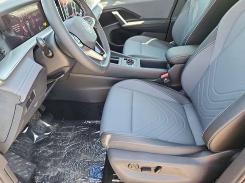 New 2026 Volkswagen Tiguan SE AWD/4WD image 7
