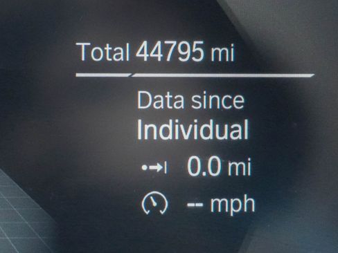 Certified 2023 BMW 540i w/ Premium Package image 21