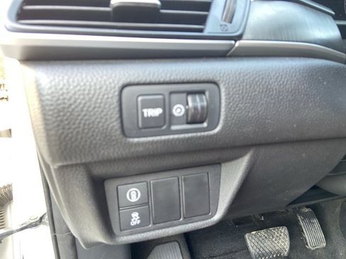 Used 2019 Honda Accord LX image 43
