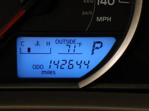 Used 2014 Toyota RAV4 XLE FWD image 17