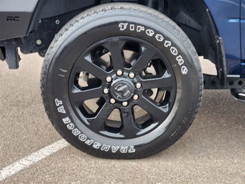 Used 2022 RAM 2500 Big Horn w/ Level C Equiment Group image 5