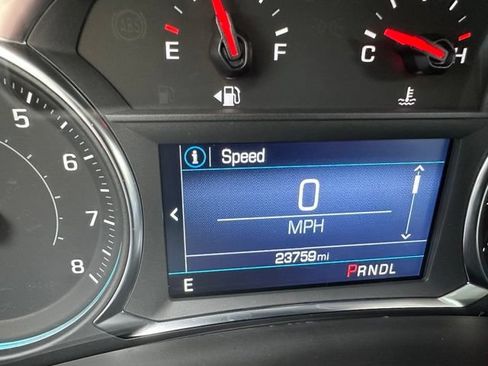 Used 2024 Chevrolet Equinox LT w/ LPO, Floor Liner Package AWD/4WD image 11