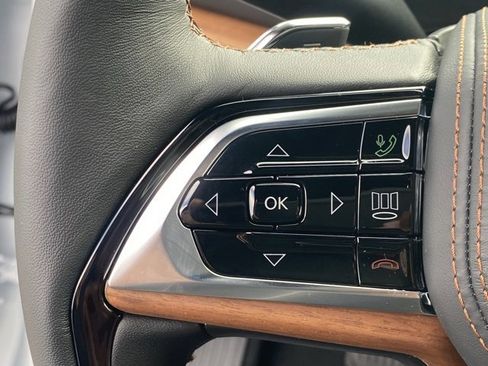 New 2025 Jeep Grand Cherokee L Summit image 18