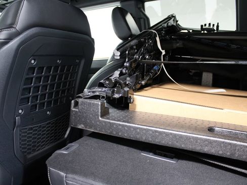 New 2025 Ford Bronco Badlands w/ Matte Film Protection Package image 26