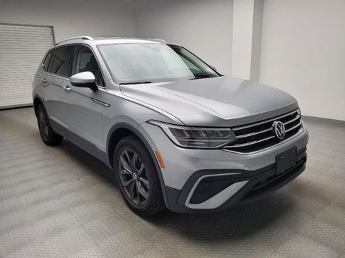 Used 2022 Volkswagen Tiguan SE AWD/4WD image 13