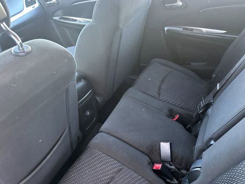 Used 2019 Dodge Journey SE AWD/4WD image 4
