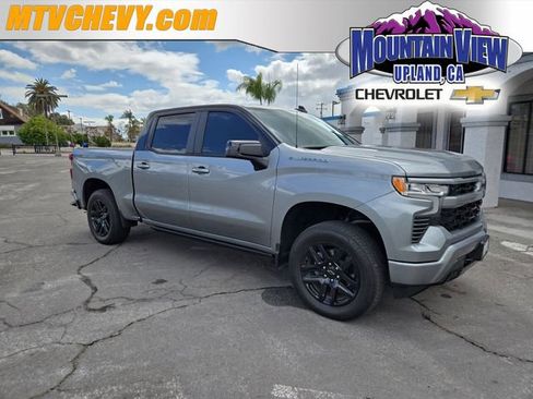 Used 2025 Chevrolet Silverado 1500 RST AWD/4WD image 1