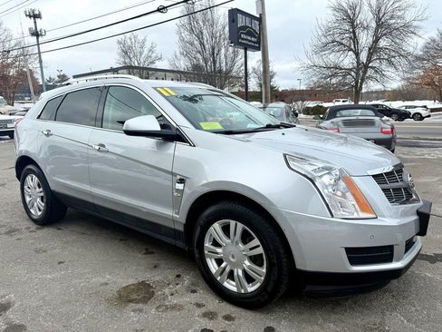 Used 2011 Cadillac SRX Luxury image 9