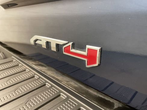 Used 2020 GMC Sierra 1500 AT4 w/ AT4 Premium Package AWD/4WD image 7