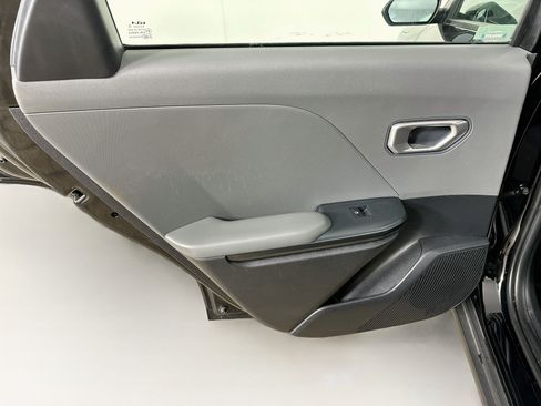 Used 2025 Kia K4 FWD image 25