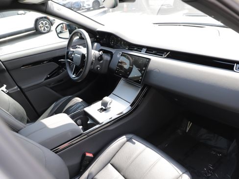 Used 2024 Land Rover Range Rover Evoque S AWD/4WD image 13