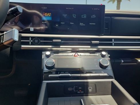 New 2026 Hyundai Santa Fe SE FWD image 15