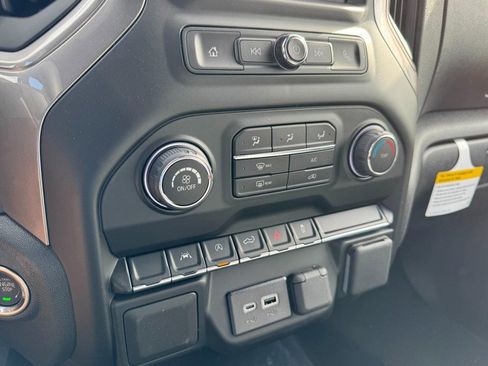 New 2026 Chevrolet Silverado 1500 Custom AWD/4WD image 37