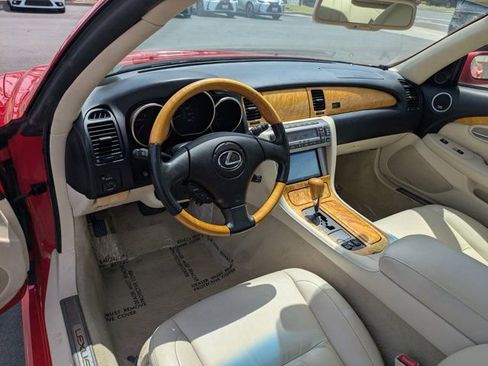 Used 2005 Lexus SC 430 Convertible RWD image 12
