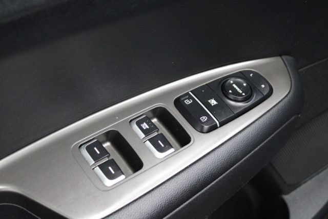 Used 2019 Kia Optima LX w/ LX 17" Wheel Package FWD image 10