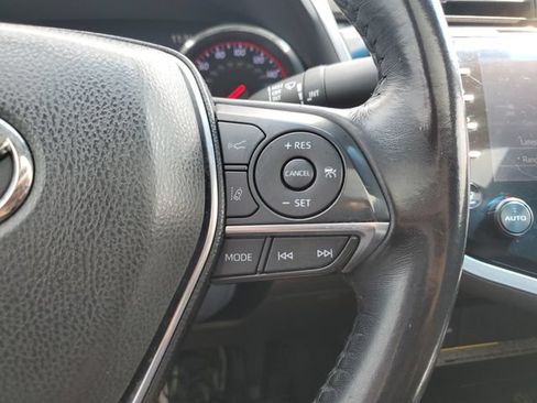 Used 2019 Toyota Camry XSE w/ Navigation Package FWD image 23